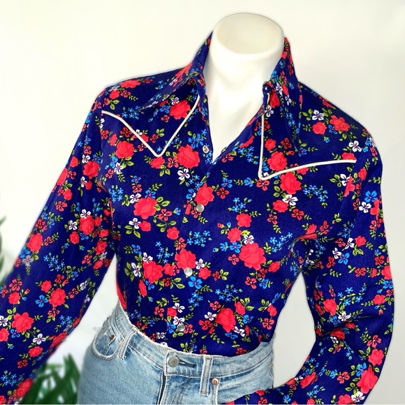 v i n t a g e :: Western Pearl Snap Floral Dagger Collar Shirt - Picture 12 of 12